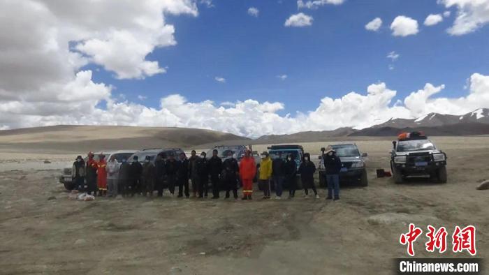 11名游客受困昆侖山 新疆西藏兩地聯動救援