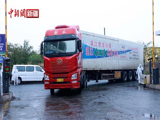 新疆最大食品冷链物流综合体正常保供 日出货2000余吨