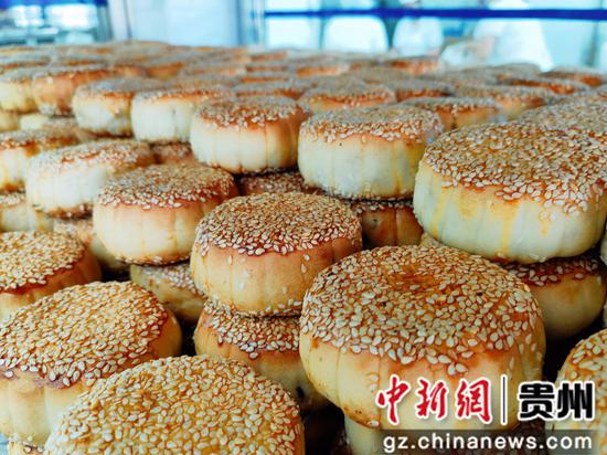 贵州思南：传统手工月饼 守“味”记忆里的中秋