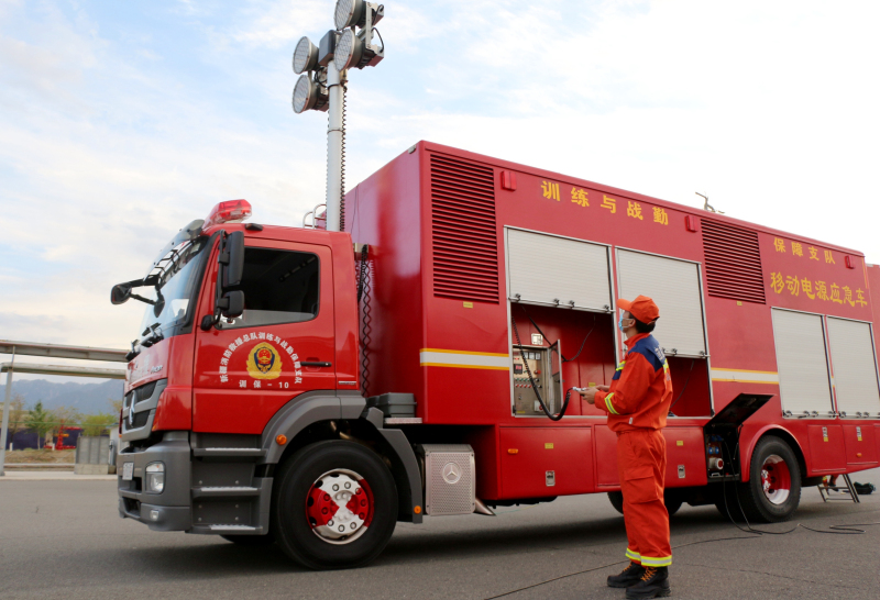 新疆消防开展地震灾害事故战勤保障实装、实战拉动演练