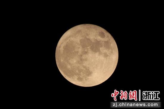 学生观察到的月亮 杭州师范大学供图