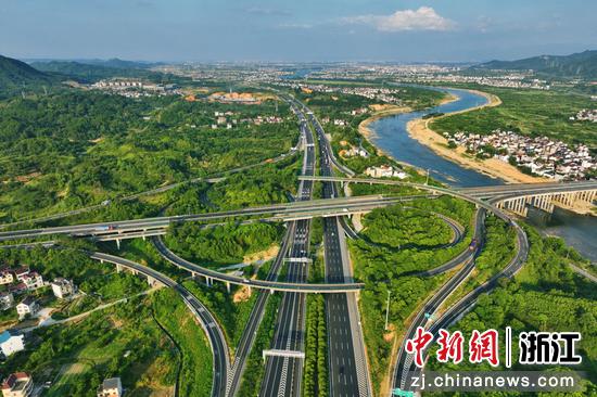 9月9日，杭金衢改扩建二期工程通过交工验收。苏志敏 供图