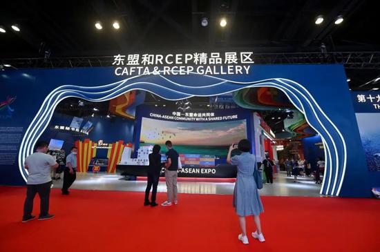 第19届中国—东盟博览会东盟和RCEP精品展区。 中新社记者  俞靖 摄