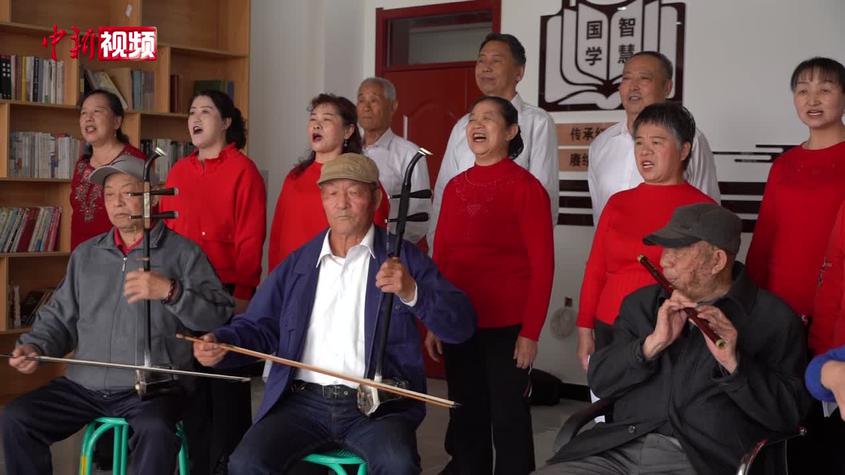 新疆兵团退休人员组建老年乐队