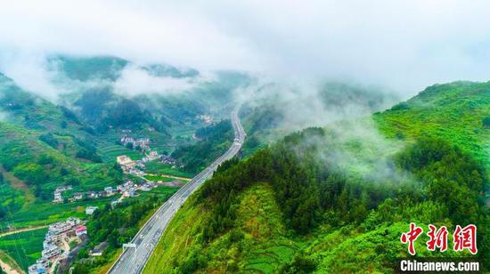 贵州正习高速公路获全球道路行业“诺贝尔奖”
