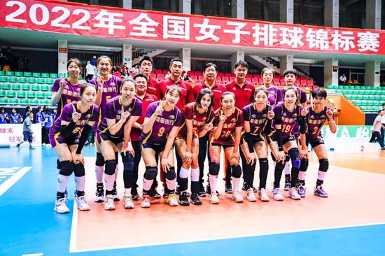 天津女排夺得2022年全国女排锦标赛冠军。 中国排协供图