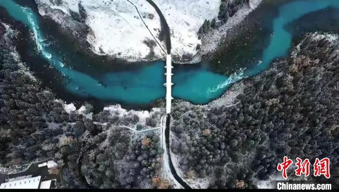 新疆喀納斯景區迎來降雪