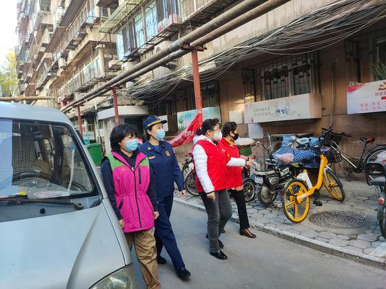 11月4日，“河西大姨”消防志愿服务队正式上线。天津市河西区消防救援支队供图