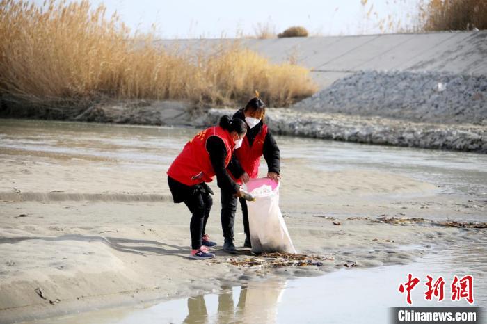 新疆兵团：保护河道“护航”全国最大内陆淡水湖水质