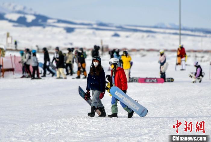 烏魯木齊周邊滑雪場迎新雪季