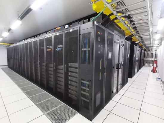 中国联通（新疆）云数据中心D1-1-1机房。