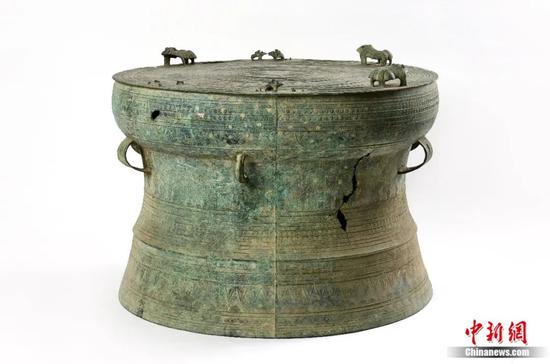 广西壮族自治区博物馆的馆藏铜鼓。张磊 摄