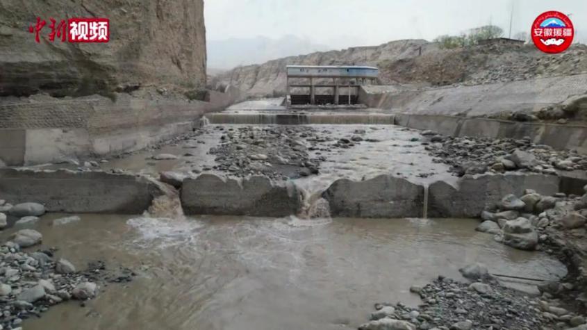 新疆民豐“八一八”工程：鑿昆侖破頑石修成的生命之渠