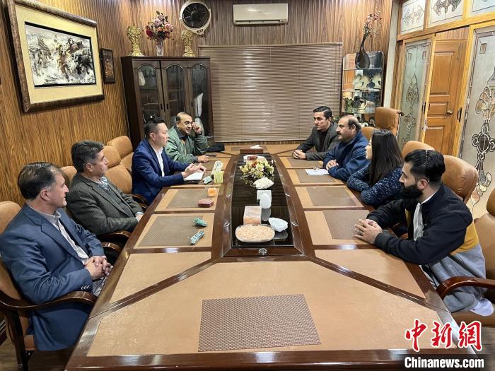 新疆塔县边民互市贸易区赴巴考察达成多项合作协议