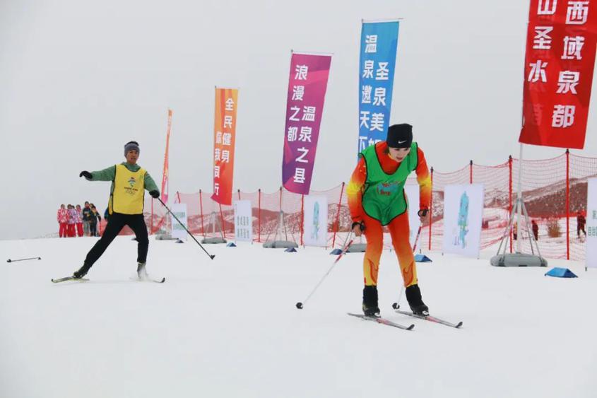 新疆首届冬季运动会越野滑雪城市对抗赛（温泉站）圆满落幕