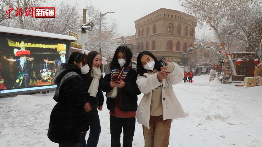 新疆喀古城雪景美如画
