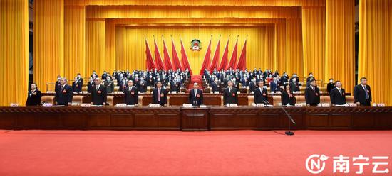 2月12日，中国人民政治协商会议第十二届南宁市委员会第三次会议在南宁人民会堂开幕。记者 陈麒元 梁枫 摄