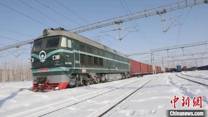 白俄羅斯鉀肥搭乘班列經新疆霍爾果斯銷往國內市場