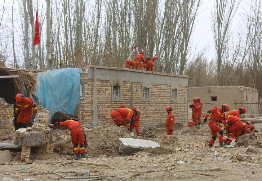 新疆巴州森林消防支队120名指战员圆满完成自治区“2·24”抗震救灾实战综合演练