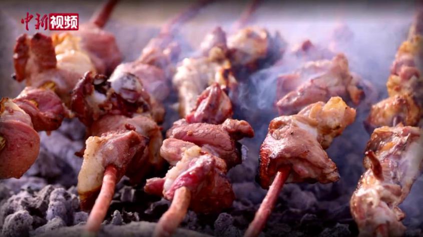 【愛在和田】為什么新疆烤肉和紅柳枝成為絕配？
