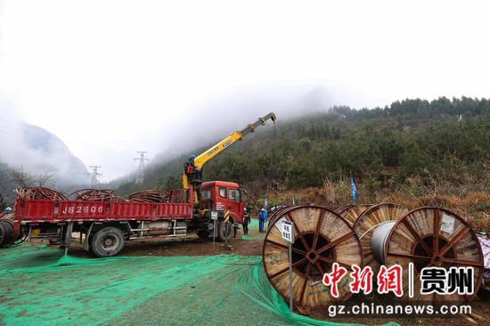 图为施工现场。 瞿宏伦 摄 图为施工现场。 瞿宏伦 摄