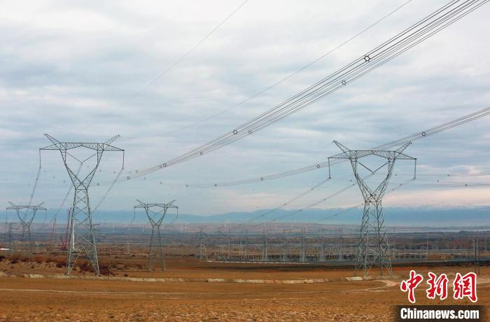 新疆如何建成中國最大的省區級超高壓電網？