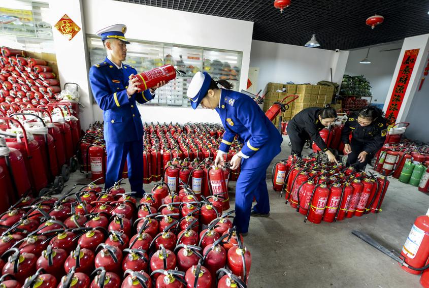 乌鲁木齐：联合检查 整顿和规范消防产品市场秩序