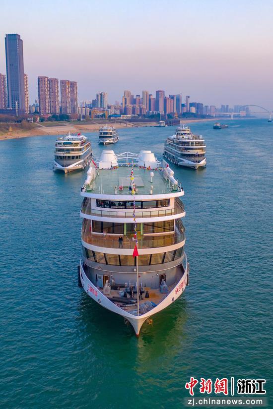 两坝一峡游轮。 宜昌市文化和旅游局 供图