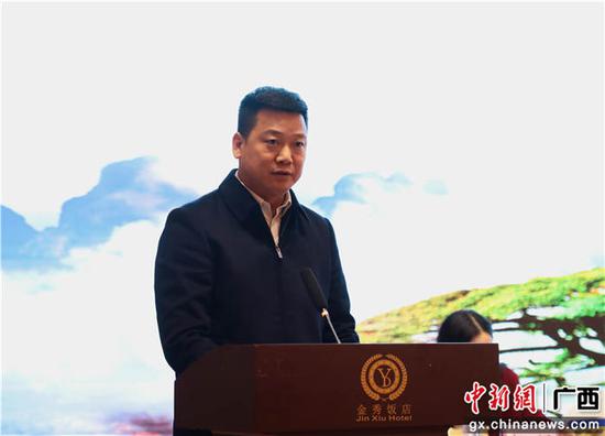 10金秀县委常委、副县长肖华宏代表金秀就2022年以来粤桂协作工作情况作经验交流发言。陶振英  摄