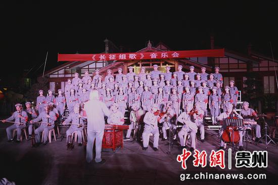 4月2日，我们的节日·清明系列活动《长征组歌》在土城举行。张川 摄