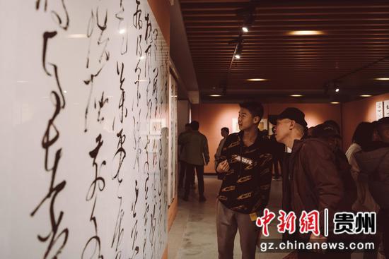 图为展览现场。 张杰 摄