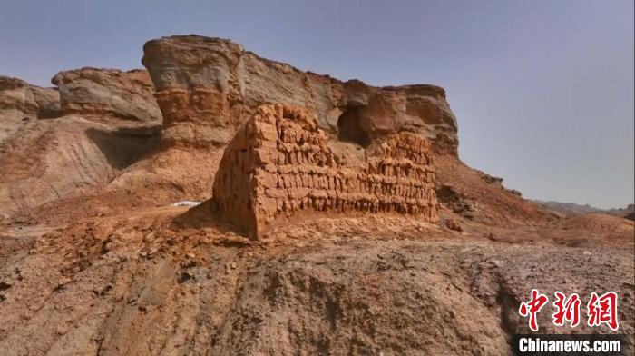 新疆拜城縣發現大型古冶煉遺址 專家考證為清代至民國時期