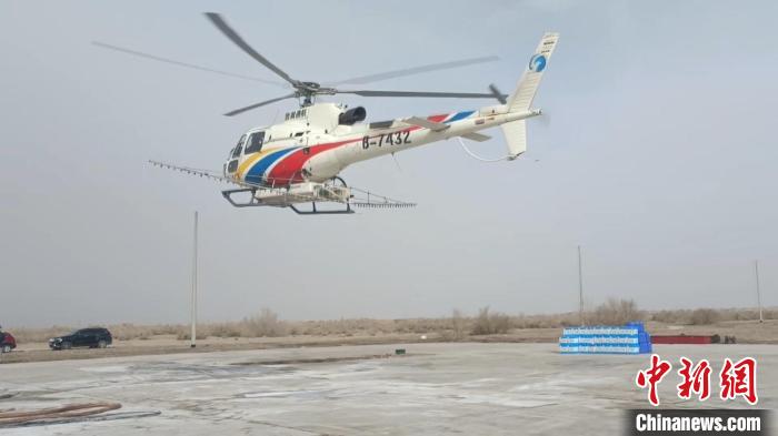 春季飛防作業為新疆塔河流域麥蓋提縣14萬畝胡楊成長護航