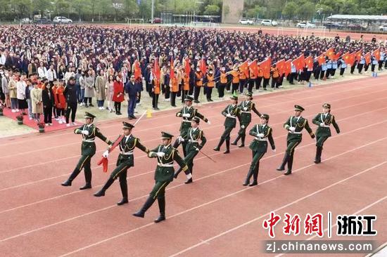 活动现场 李天竹 摄