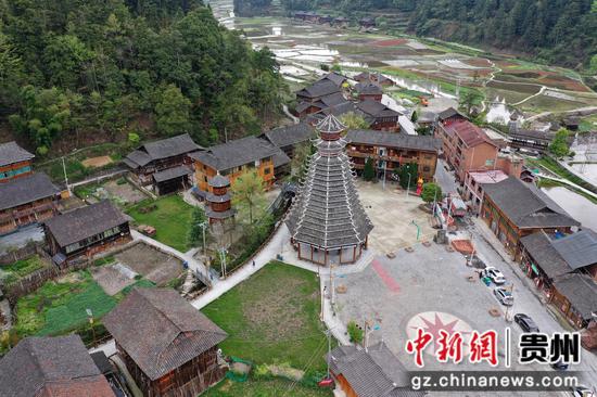洞脚村村景图