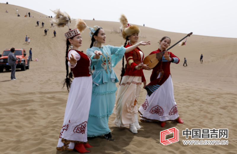“五一”假期昌吉州累計接待游客95.06萬人次 同比增長93.57%