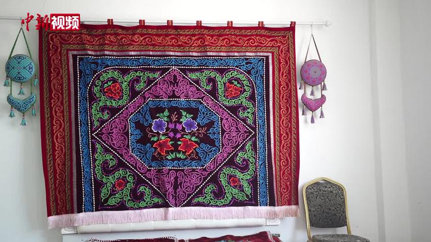 新疆：哈薩克刺繡從家庭作坊邁入合作社