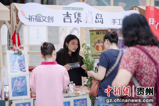 图为活动现场。 张杰 摄