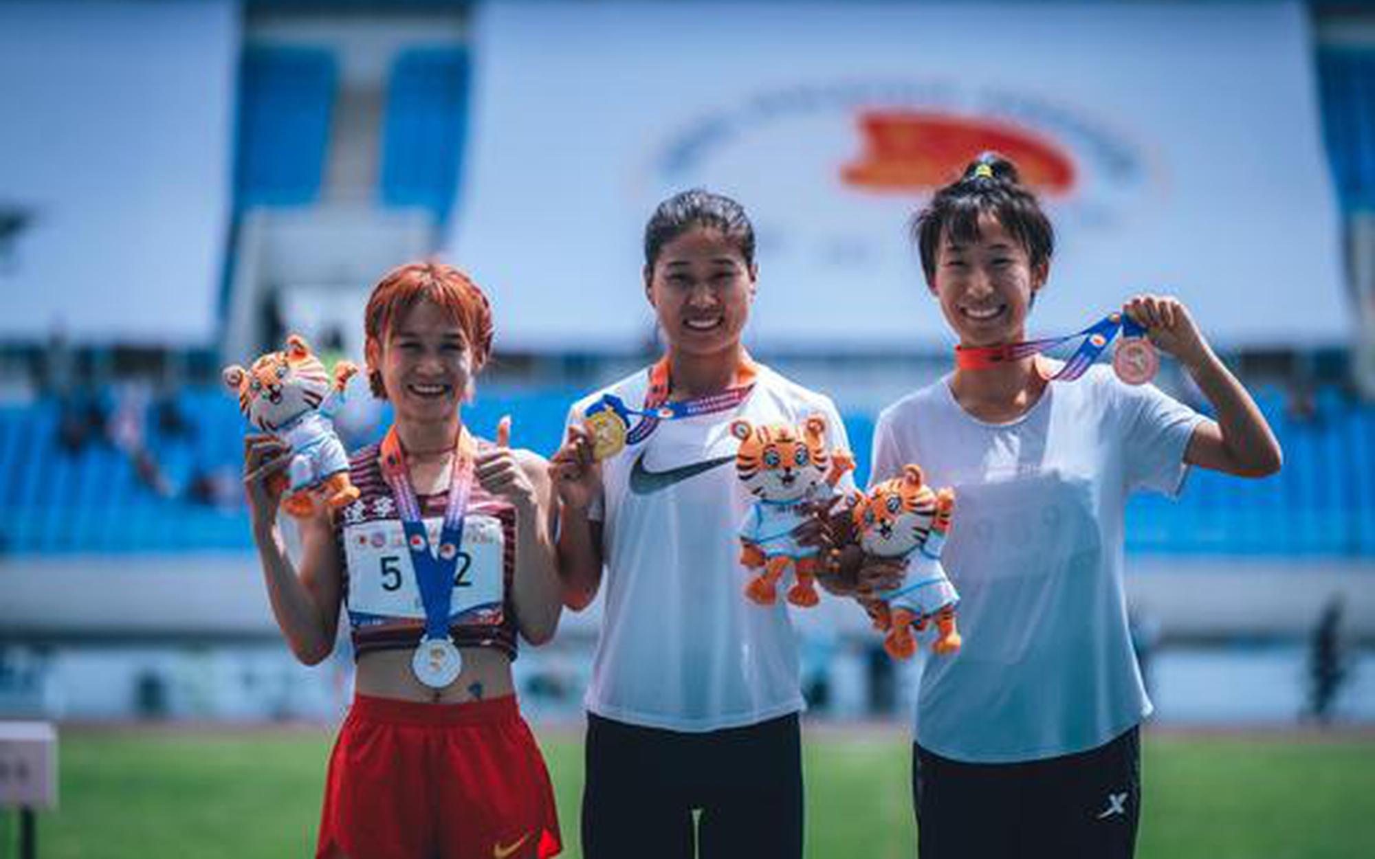 全国田径冠军赛宁夏运动员杨屹婷获女子3000米障碍赛铜牌