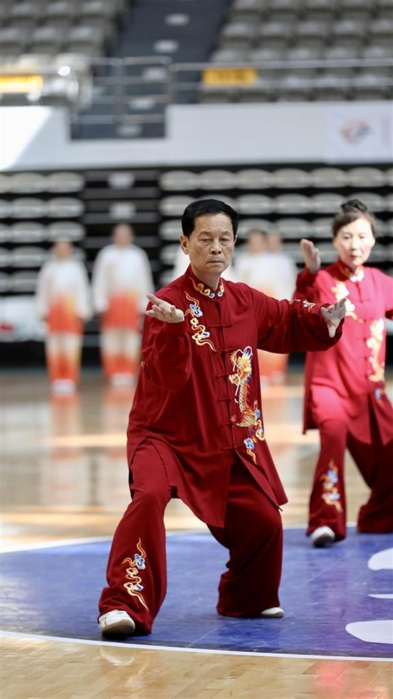 　　選手全神貫注比賽。通訊員 李思佳 攝

