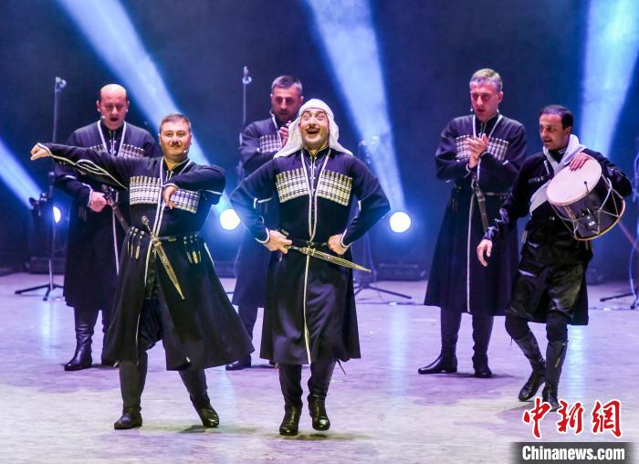 格魯吉亞國家歌舞團獻藝中國新疆國際民族舞蹈節