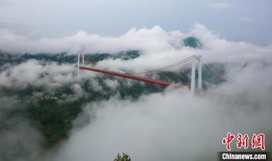 坝陵河大桥。余家学摄 坝陵河大桥。余家学摄