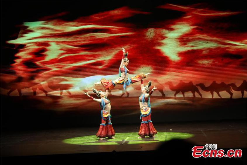 Dancers from the Muqam Art Troupe of Xinjiang Art Theater perform in Graha Bhakti Budaya of Taman Ismail Marzuki in Jakarta, Indonesia, July 19, 2023. (Photo: China News Service/Li Zhiquan)

