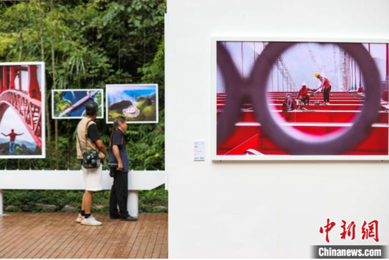 图为展览现场。瞿宏伦摄