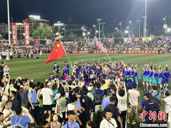 图为7月29日晚举行的贵州“村超”总决赛现场。袁超 摄