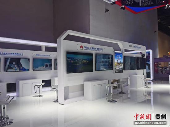 图为正在搭建中的贵州展区 贵州省商务厅供图 图为正在搭建中的贵州展区 贵州省商务厅供图