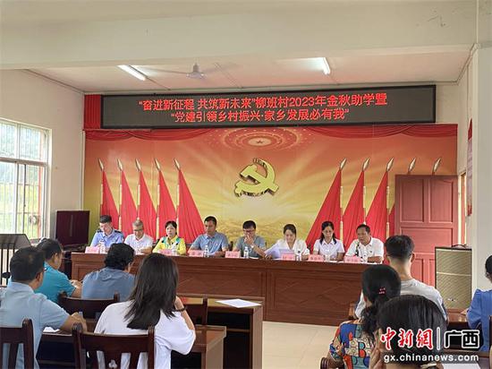 王超 刘宁 摄影报道 王超 刘宁 摄影报道