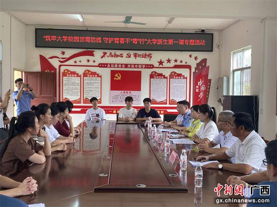 王超 刘宁 摄影报道 王超 刘宁 摄影报道