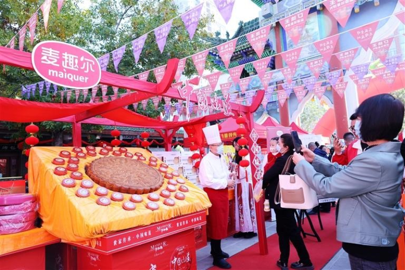 新疆昌吉市：八方賓朋共赴一場美食文化盛會