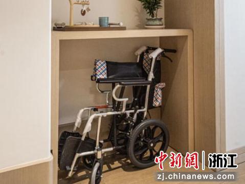 　太保家园社区的房内特别设计了轮椅收纳处。太保家园社区 供图